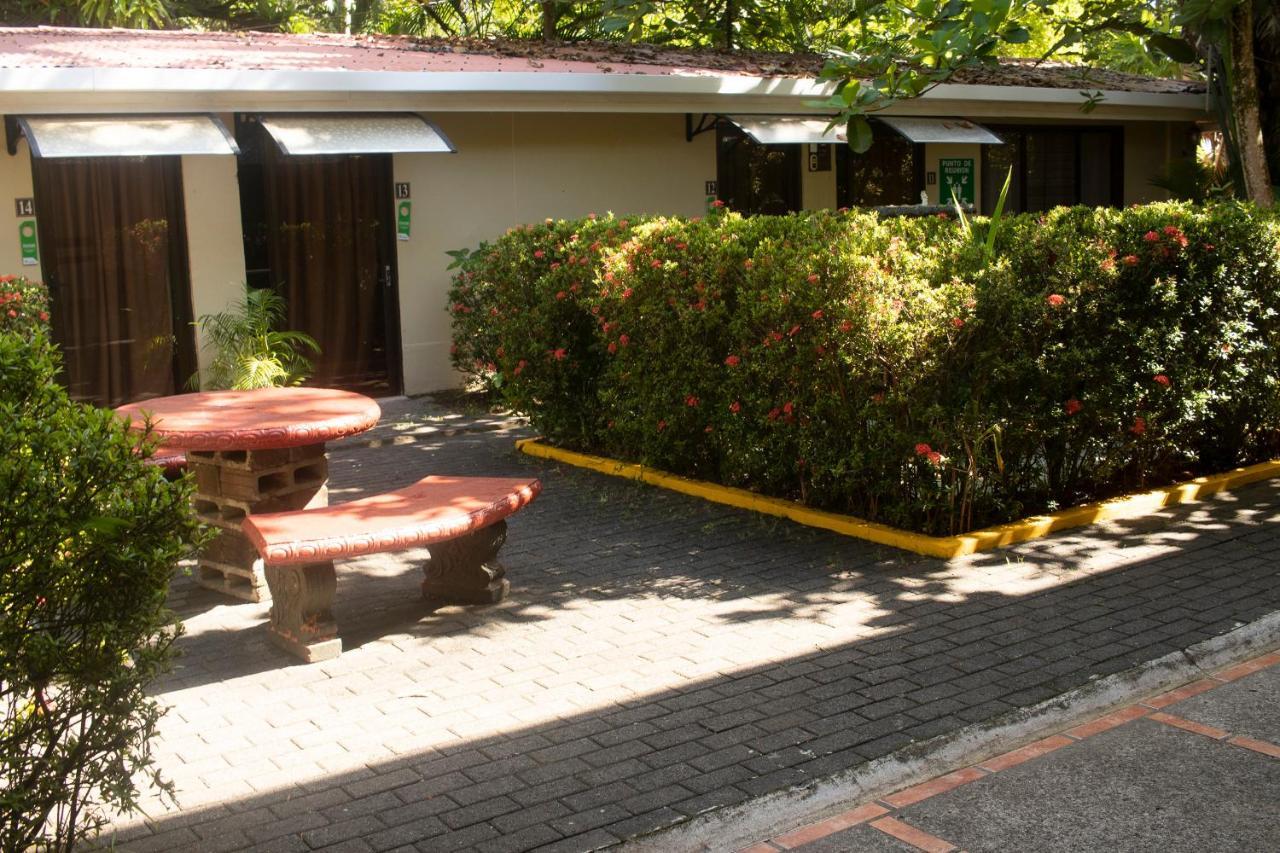 Hotel Playa Westfalia Puerto Limon Bagian luar foto