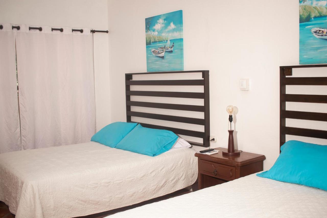 Hotel Playa Westfalia Puerto Limon Bagian luar foto