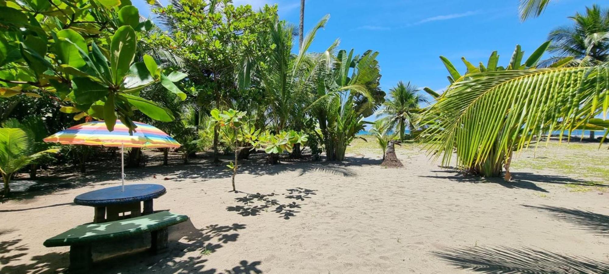 Hotel Playa Westfalia Puerto Limon Bagian luar foto