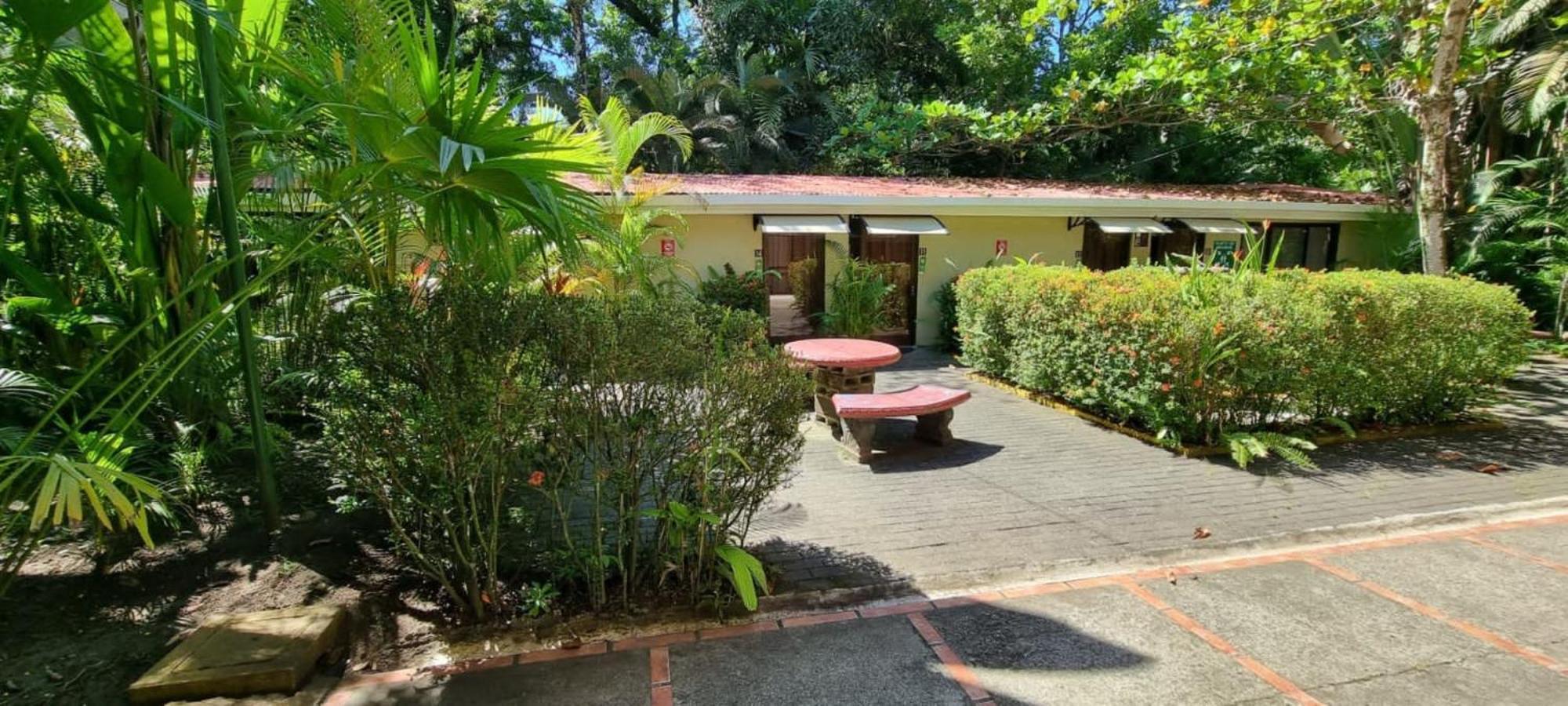 Hotel Playa Westfalia Puerto Limon Bagian luar foto
