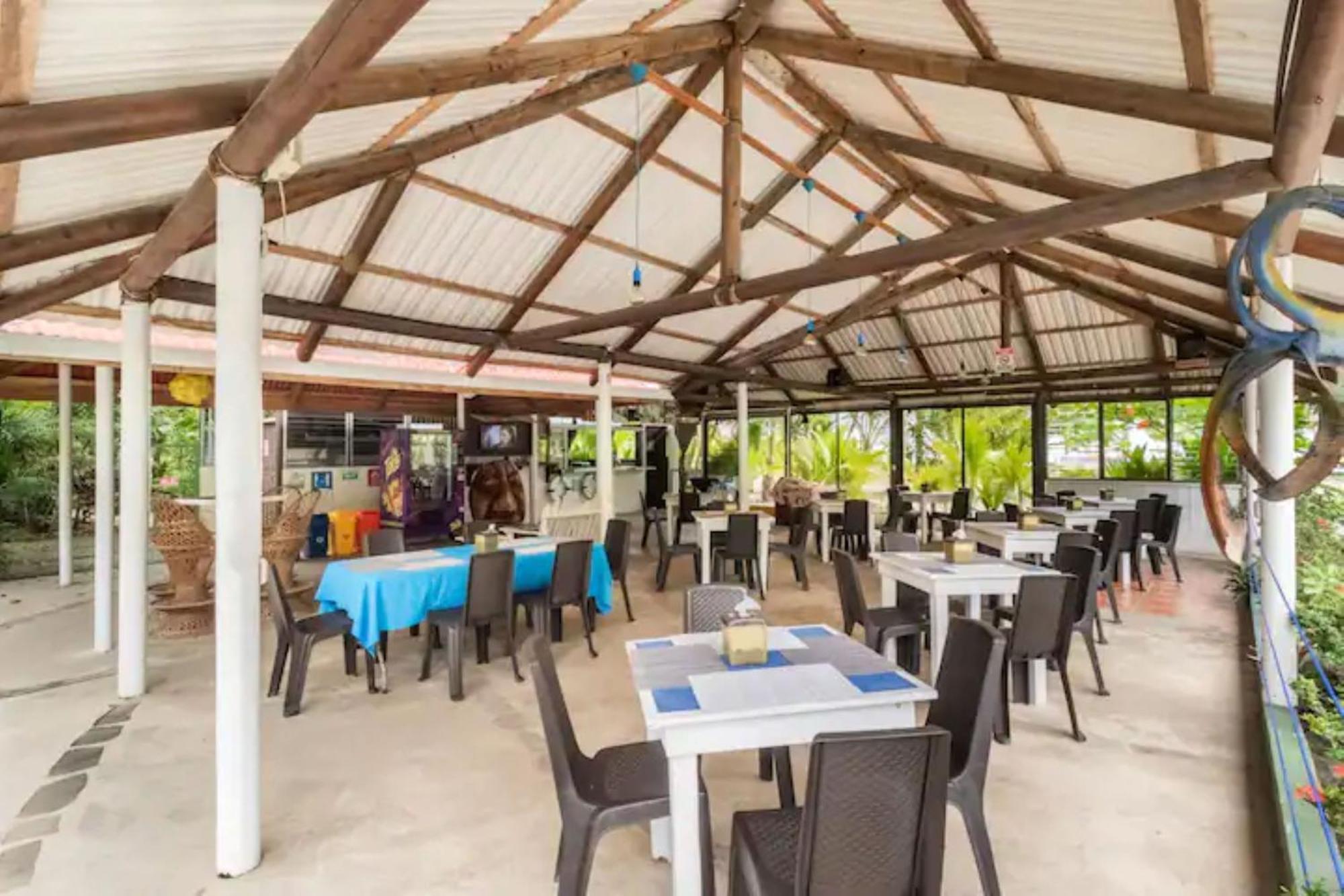 Hotel Playa Westfalia Puerto Limon Bagian luar foto