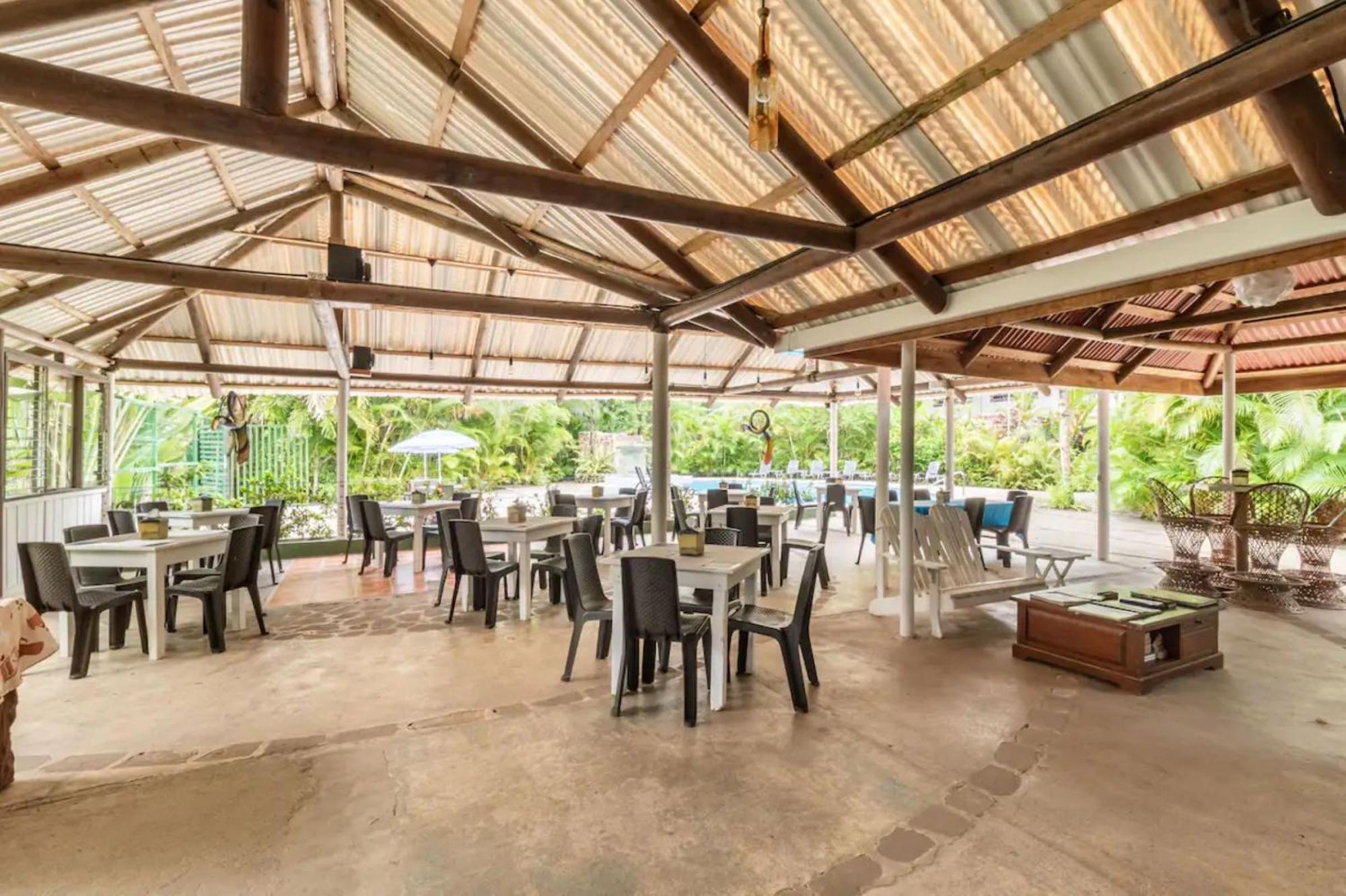Hotel Playa Westfalia Puerto Limon Bagian luar foto